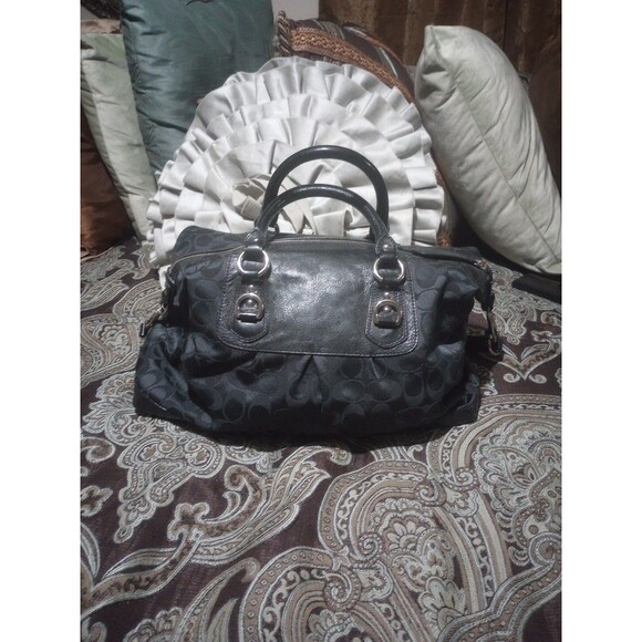 Coach Women’s Signature Logo ~ Large ~Black On Black Satchel Handbag W/ Strap - Picture 4 of 13